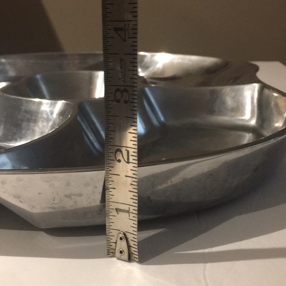 CALPHALON Reflections Metal Serveware Veggie Tray - Picture 7 of 7